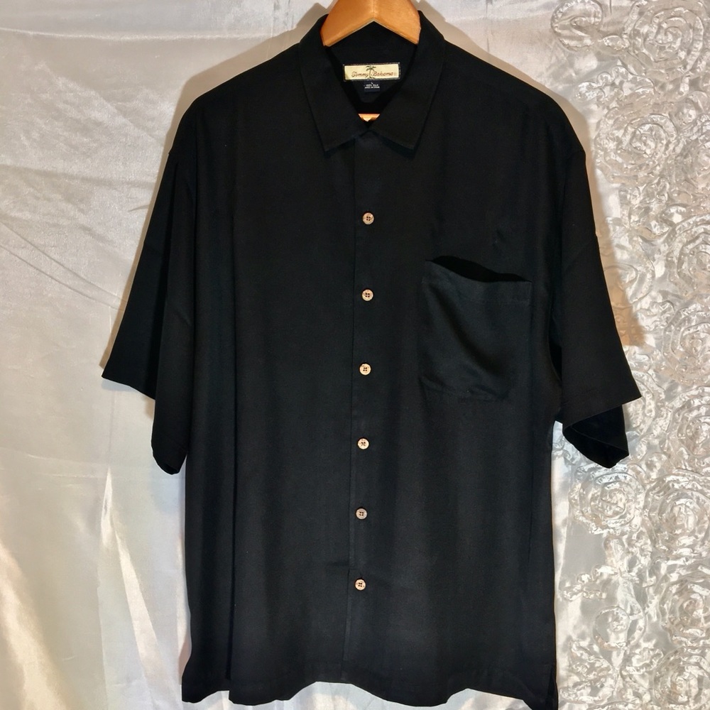 Tommy Bahama Black Silk Short Sleeve Shirt Large Pre owned Size Large
